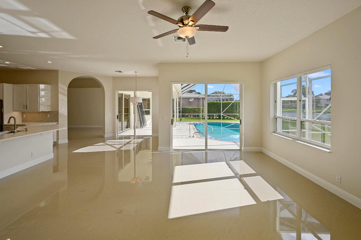 21317 Gosier, Boca Raton FL 33428
