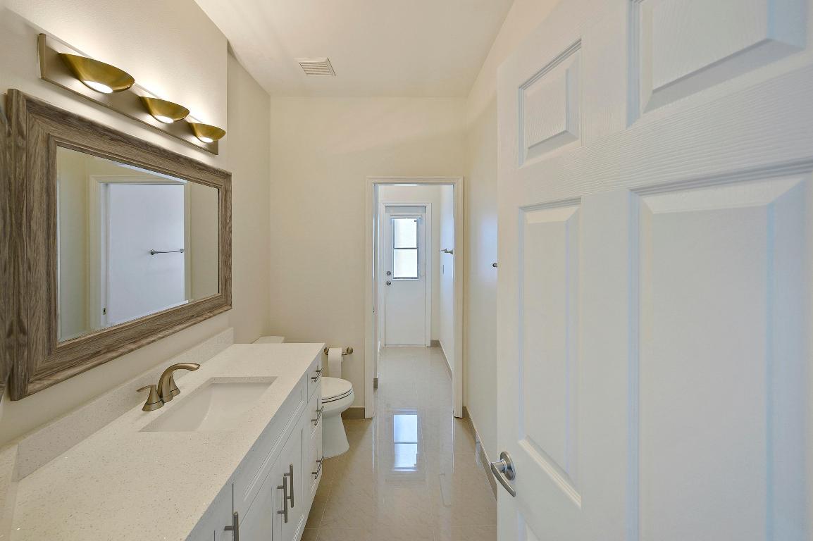 21317 Gosier, Boca Raton FL 33428