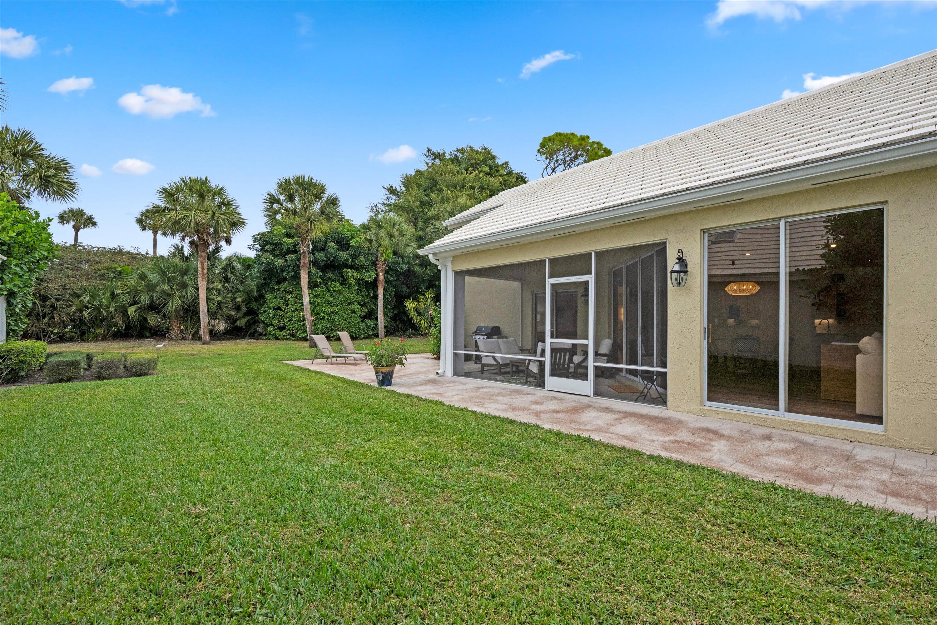 9221 Heathridge, West Palm Beach FL 33411
