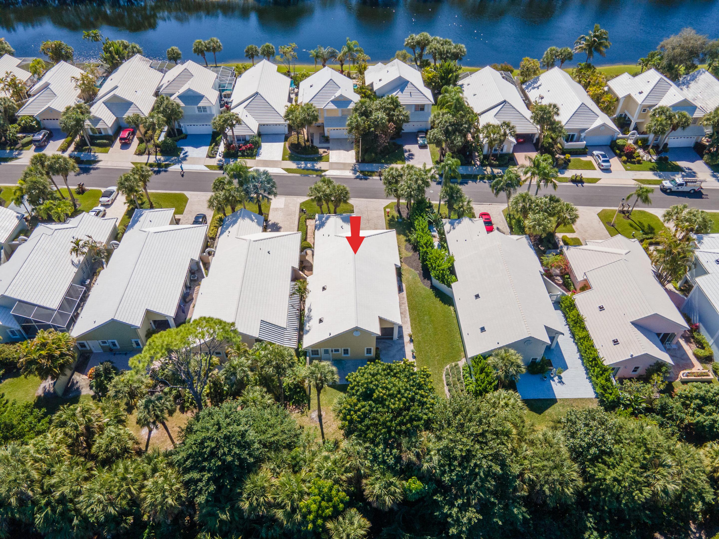 9221 Heathridge, West Palm Beach FL 33411