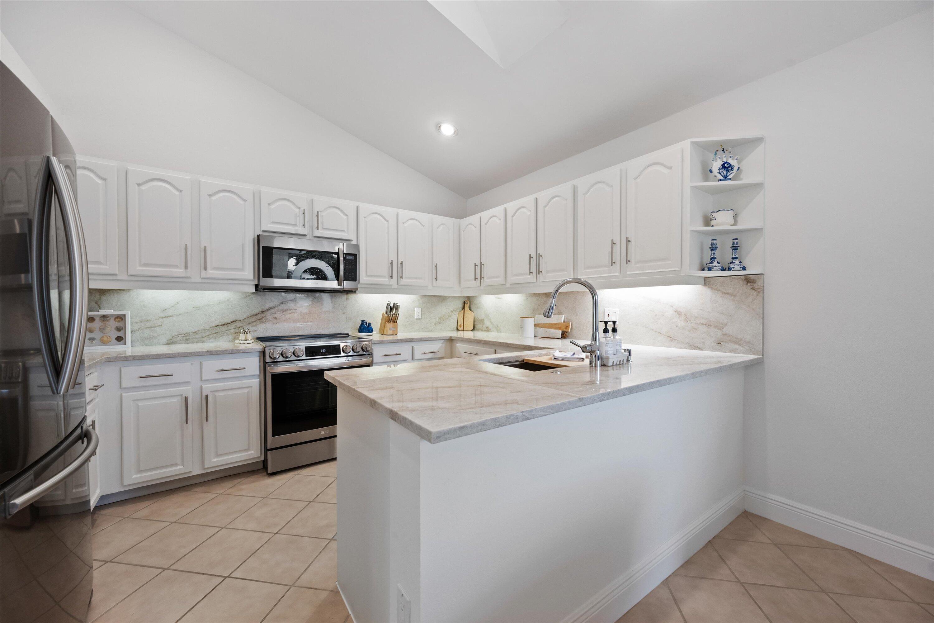 9221 Heathridge, West Palm Beach FL 33411