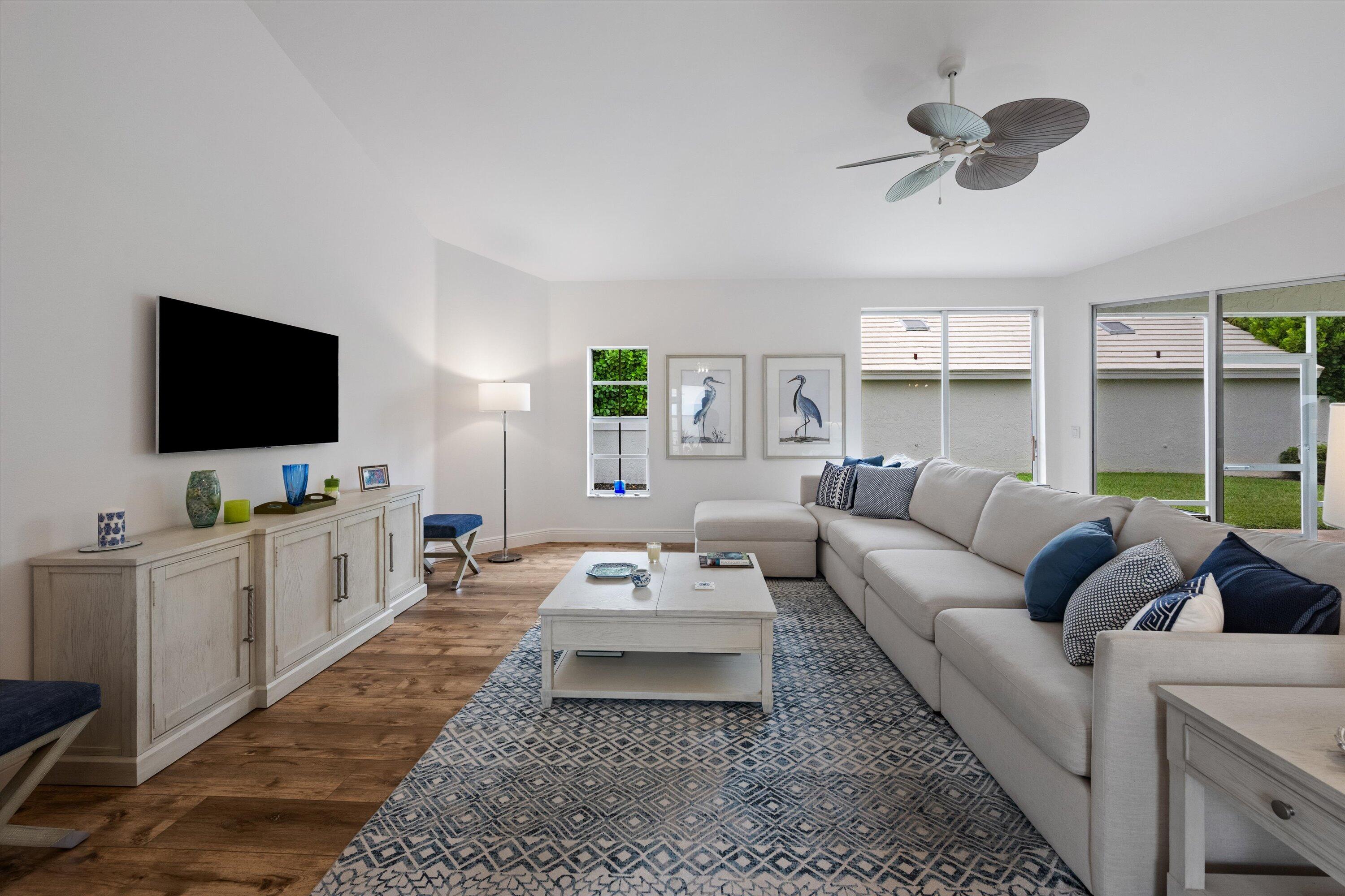 9221 Heathridge, West Palm Beach FL 33411