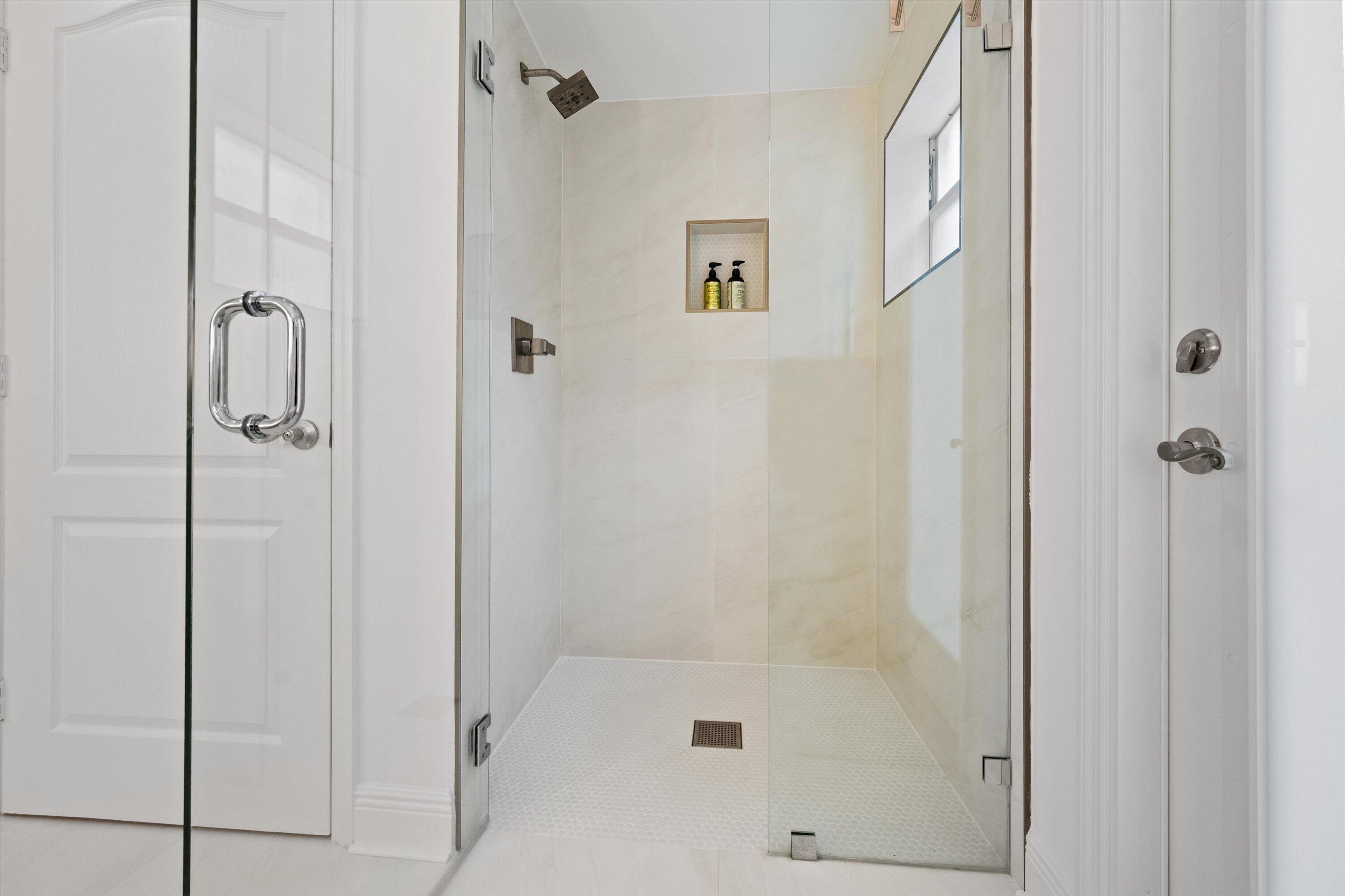 9221 Heathridge, West Palm Beach FL 33411