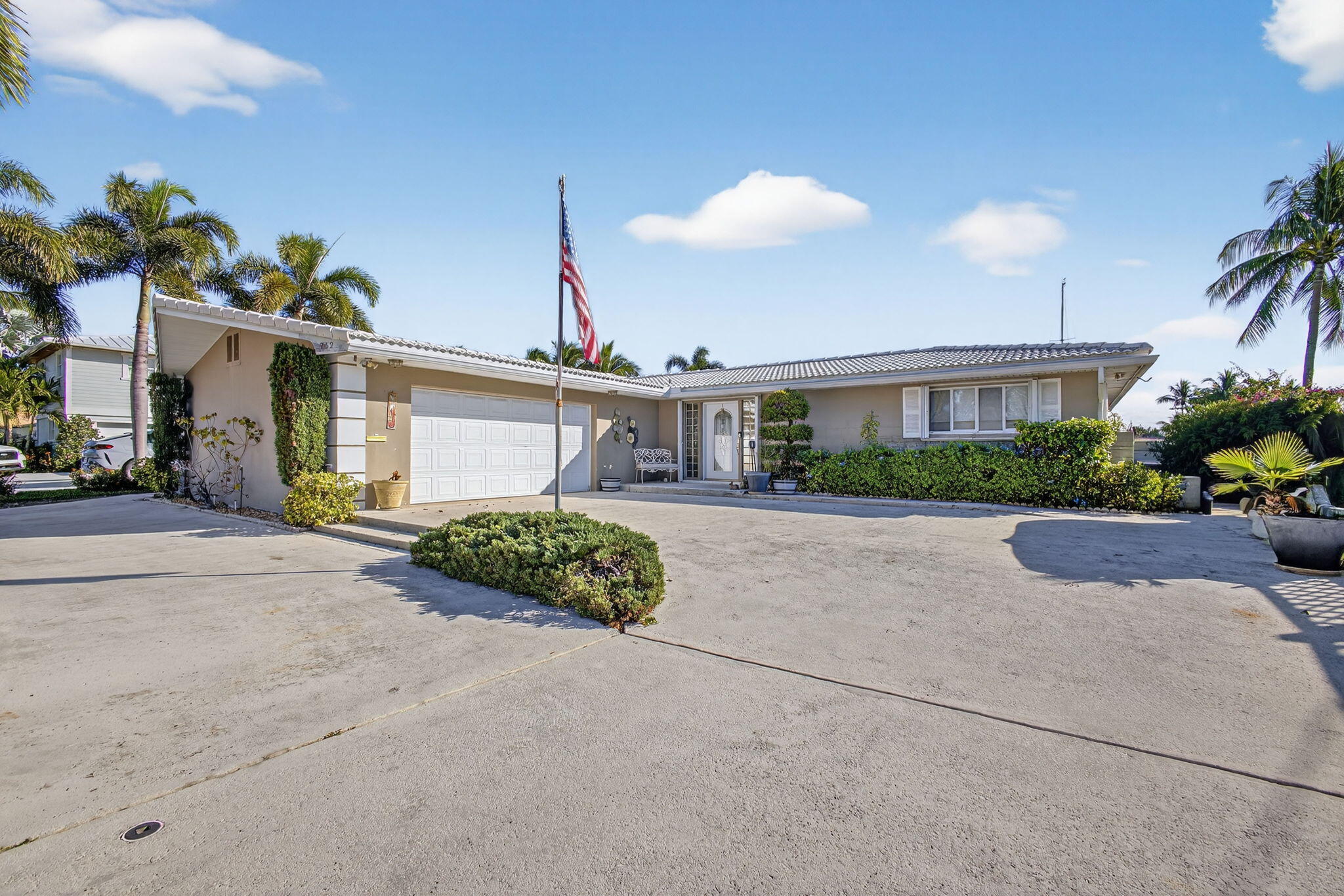 752 Lagoon, North Palm Beach FL 33408