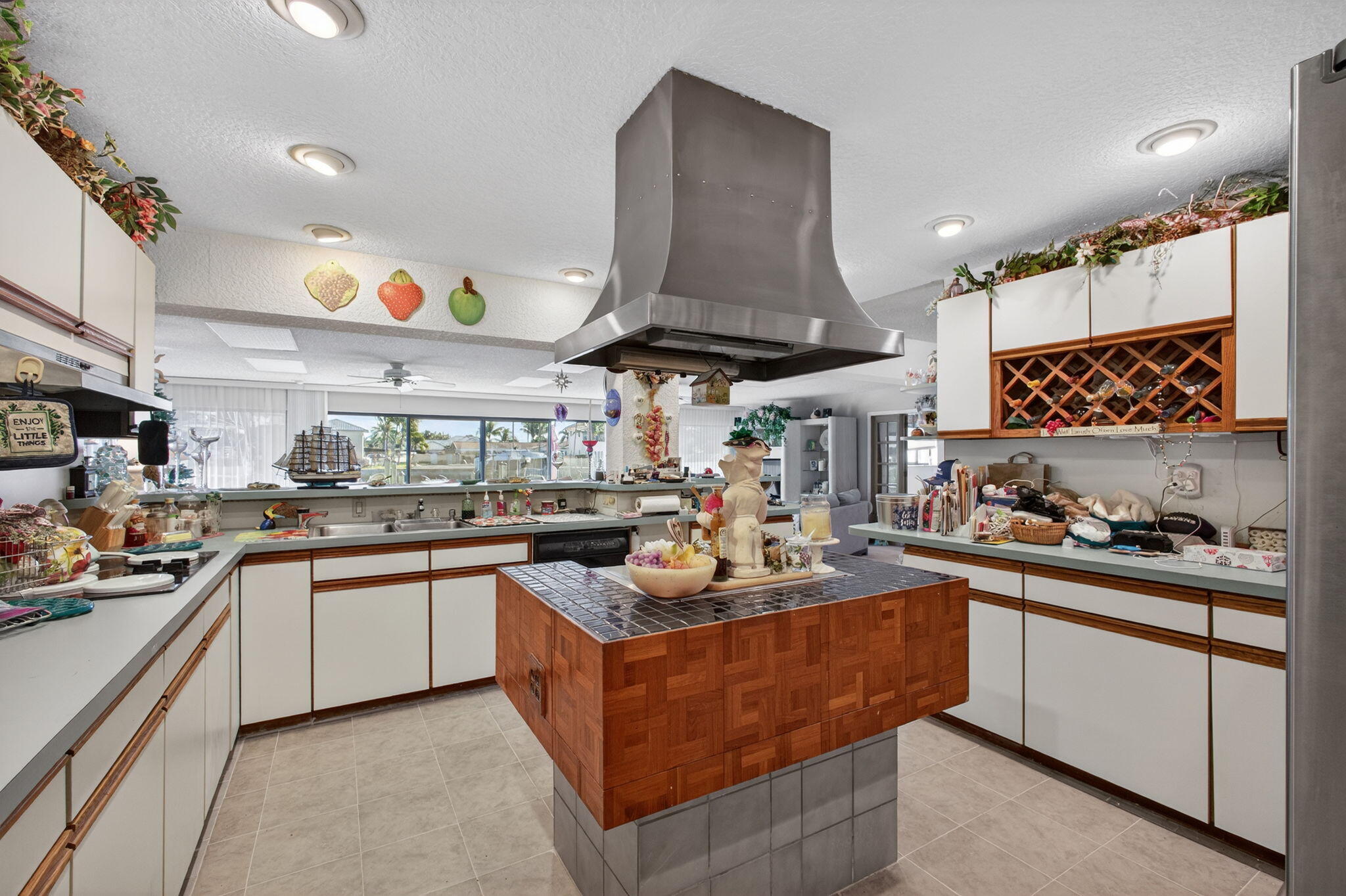 752 Lagoon, North Palm Beach FL 33408