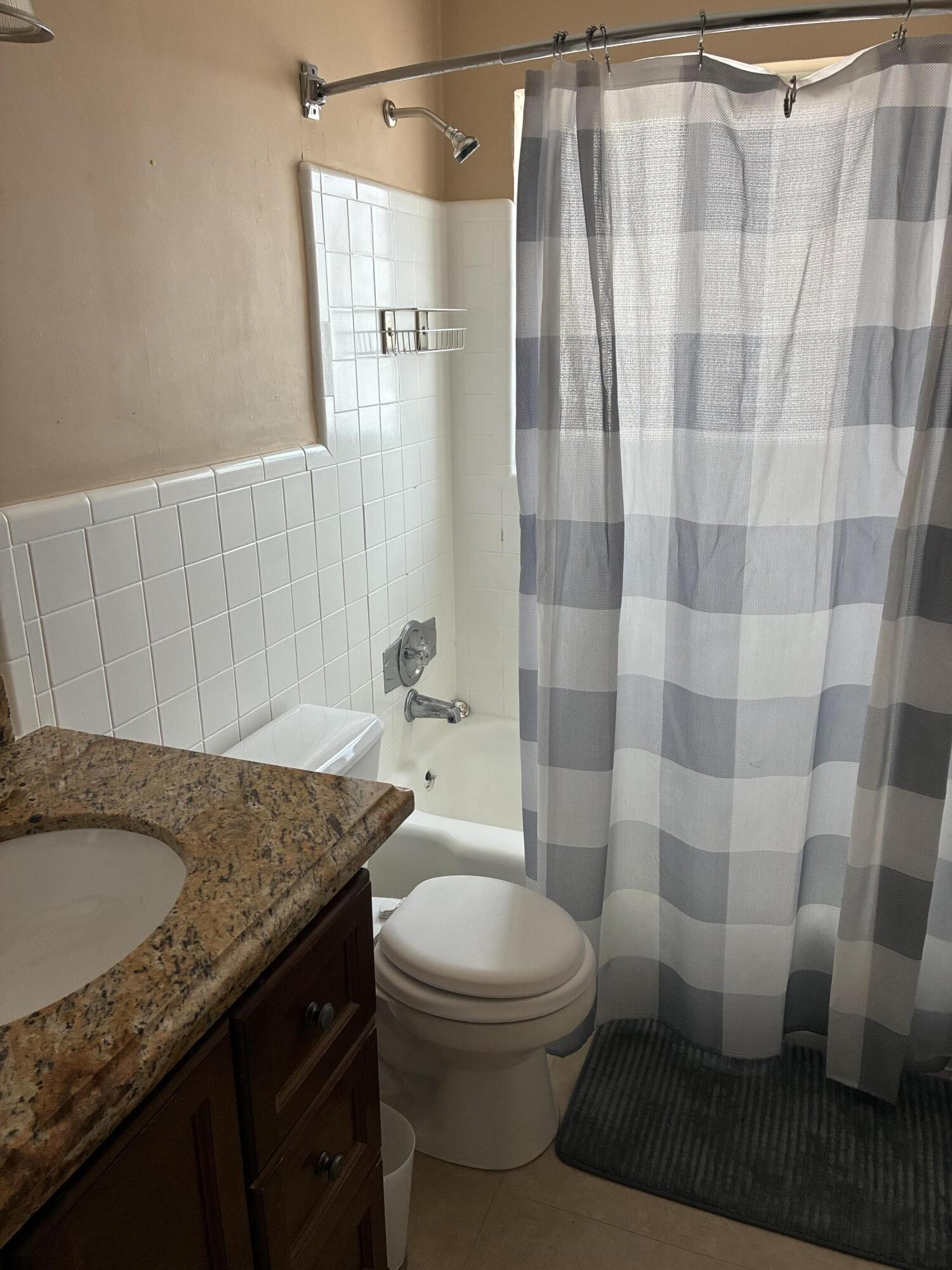 813 SE 10th Terrace, Deerfield Beach FL 33441
