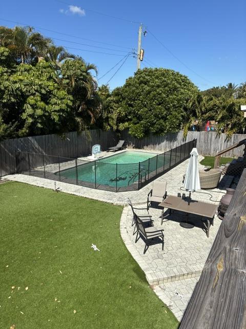 813 SE 10th Terrace, Deerfield Beach FL 33441