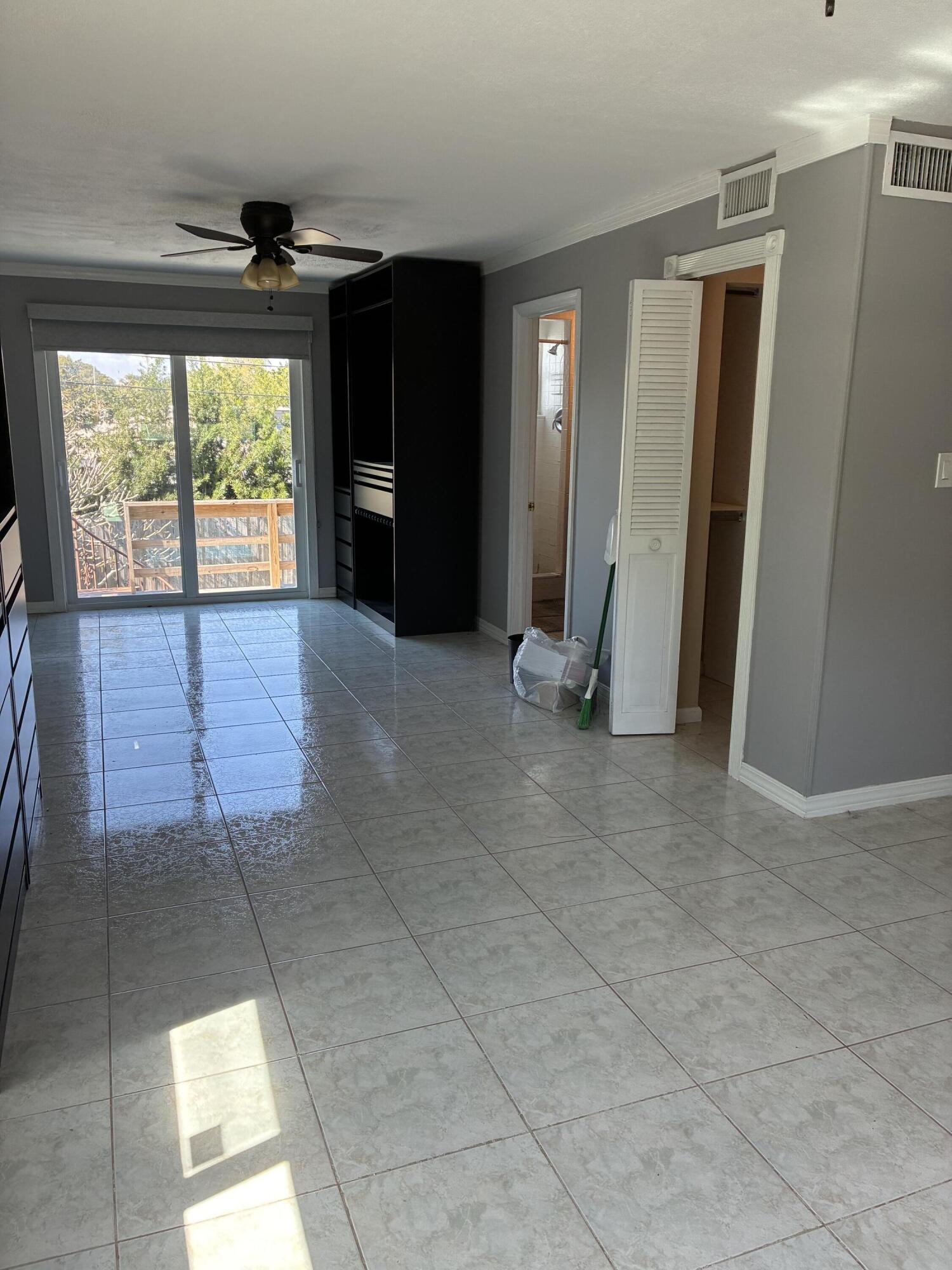 813 SE 10th Terrace, Deerfield Beach FL 33441