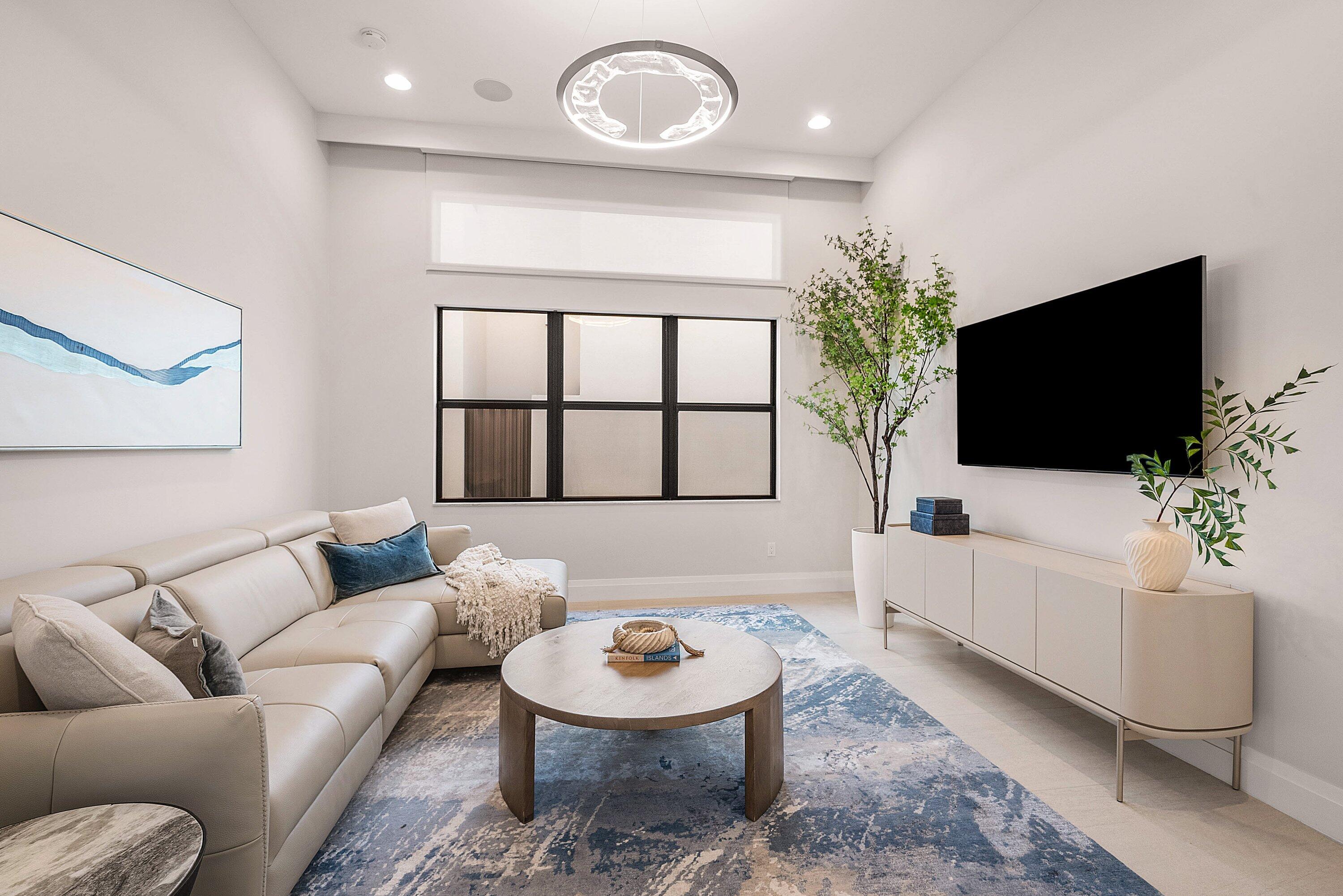 17135 Abruzzo, Boca Raton FL 33496