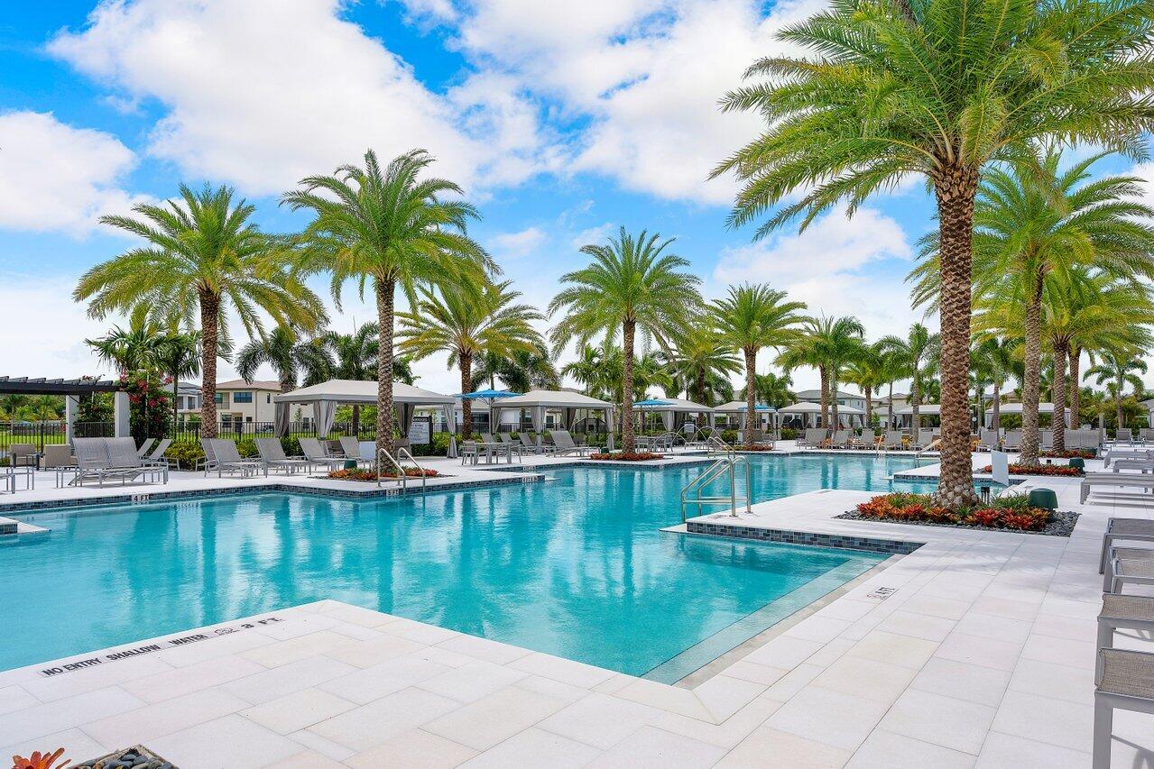 17135 Abruzzo, Boca Raton FL 33496