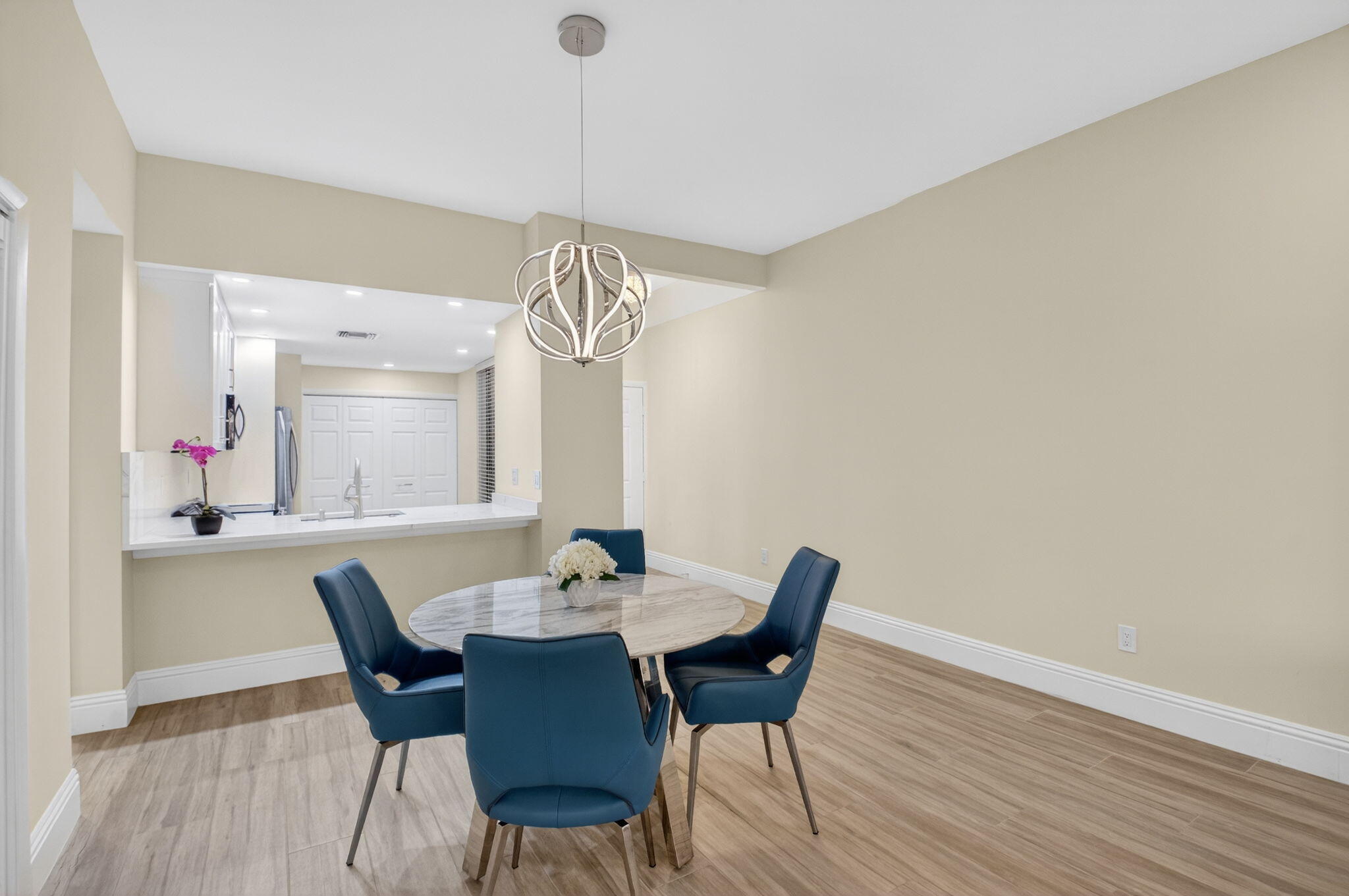 7484 La Paz #103, Boca Raton FL 33433