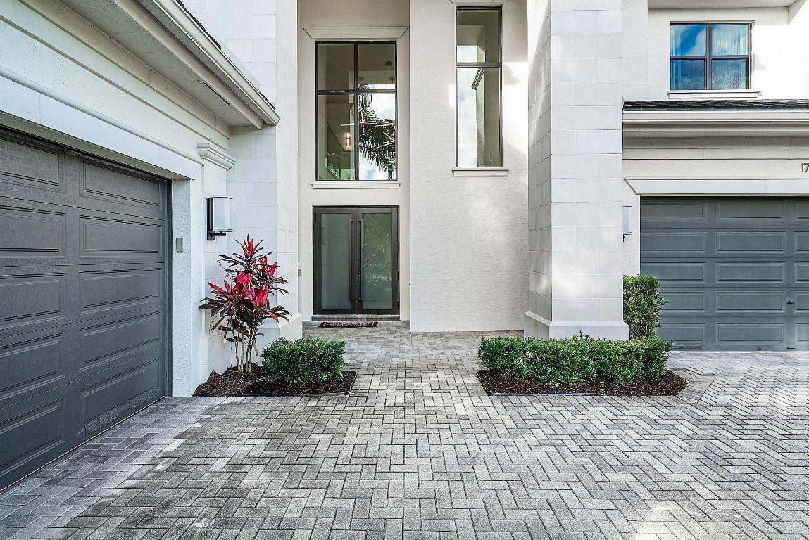 17353 Rosella, Boca Raton FL 33496