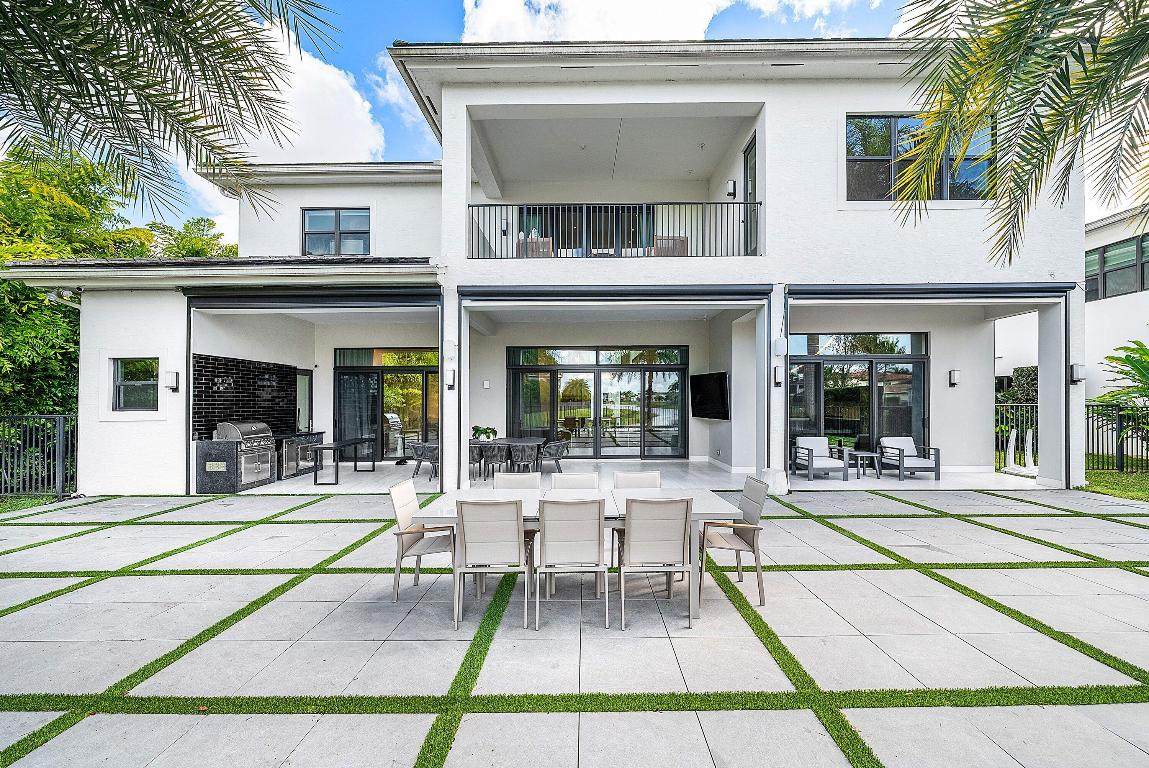 17353 Rosella, Boca Raton FL 33496