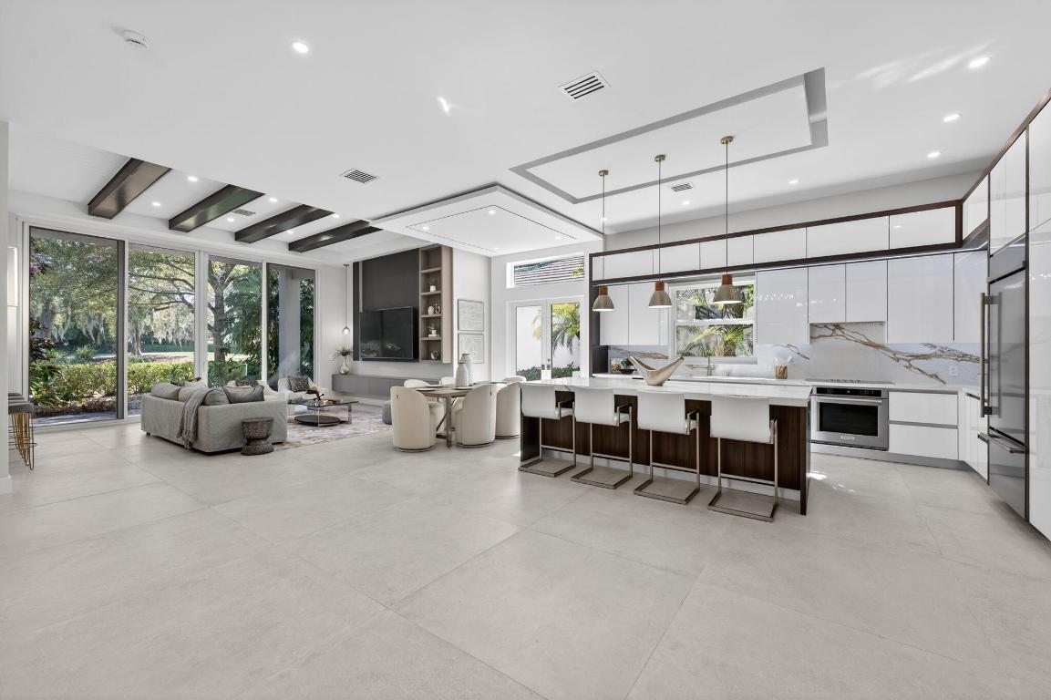 16076 Villa Vizcaya, Delray Beach FL 33446