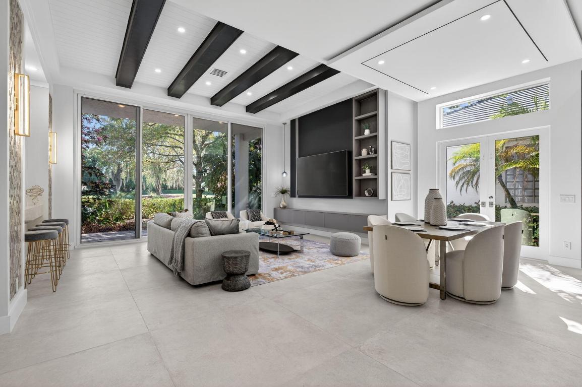 16076 Villa Vizcaya, Delray Beach FL 33446