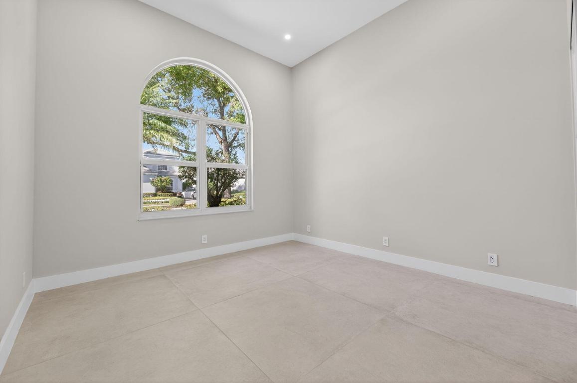 16076 Villa Vizcaya, Delray Beach FL 33446