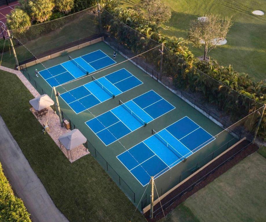16076 Villa Vizcaya, Delray Beach FL 33446
