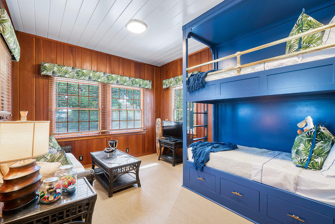 1008 N Ocean, Gulf Stream FL 33483