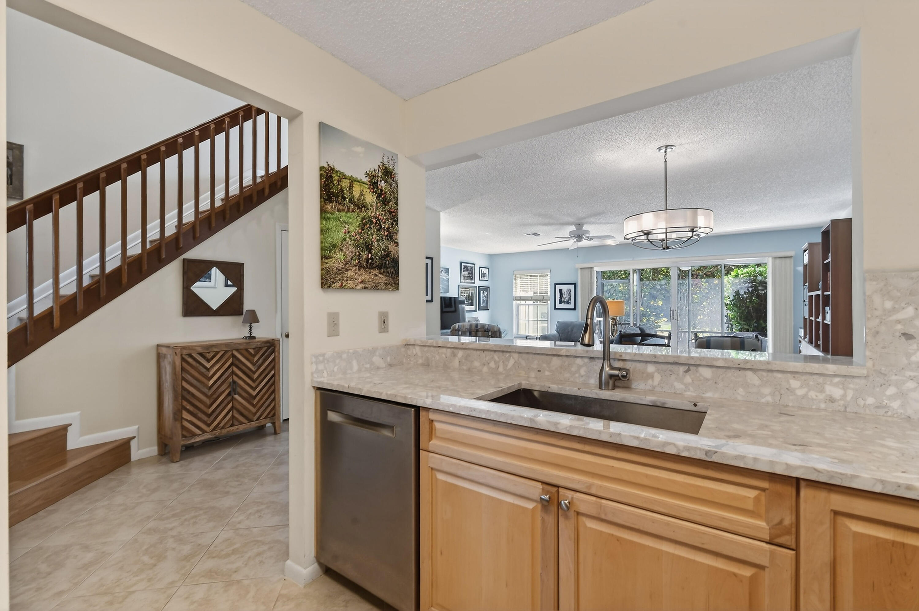 818 Ocean Dunes, Jupiter FL 33477