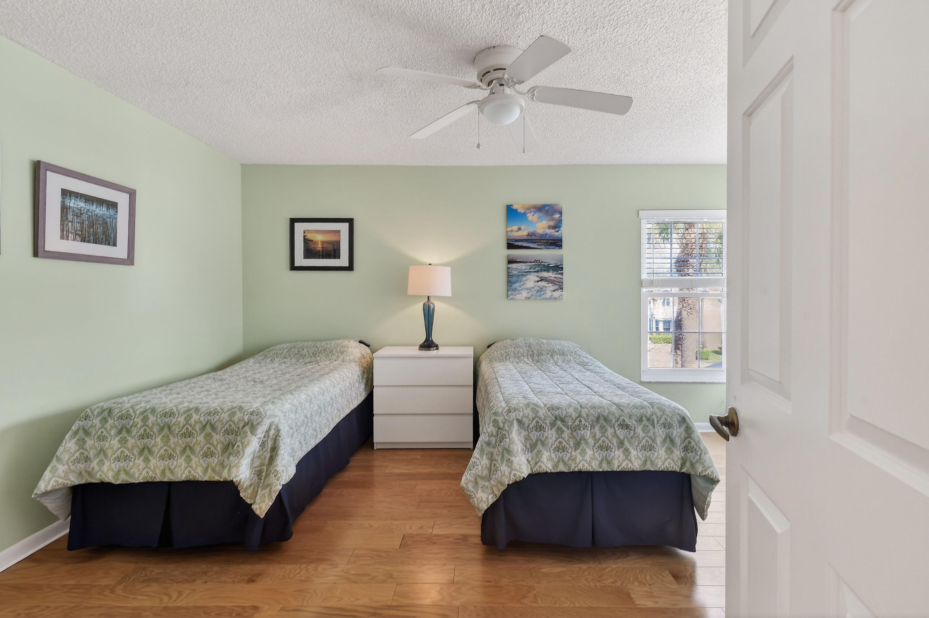 818 Ocean Dunes, Jupiter FL 33477