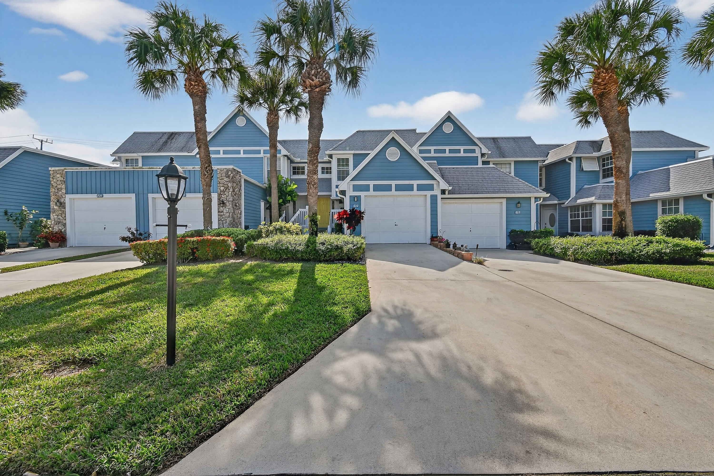 818 Ocean Dunes, Jupiter FL 33477