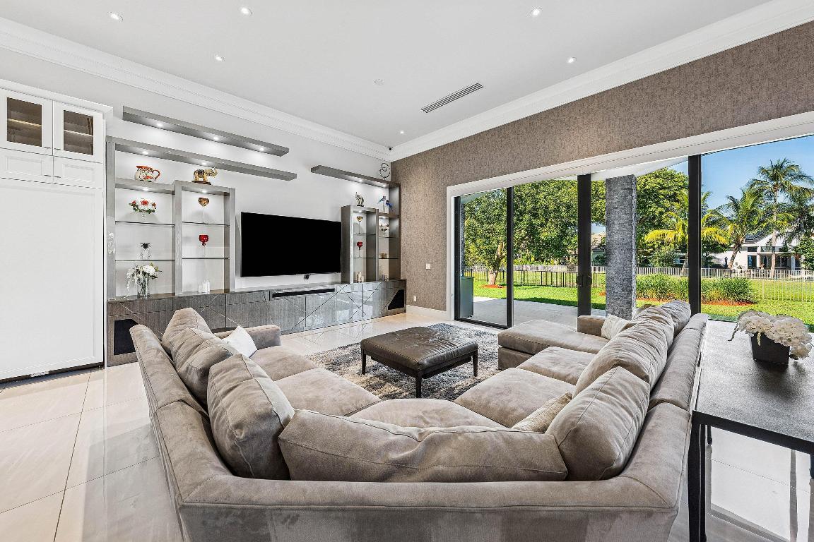6773 Boniello, Boca Raton FL 33496