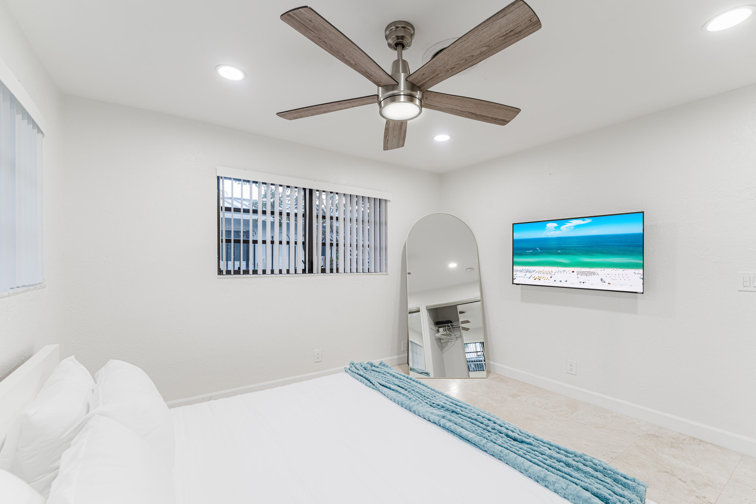1016 NE 26th #1016, Pompano Beach FL 33062