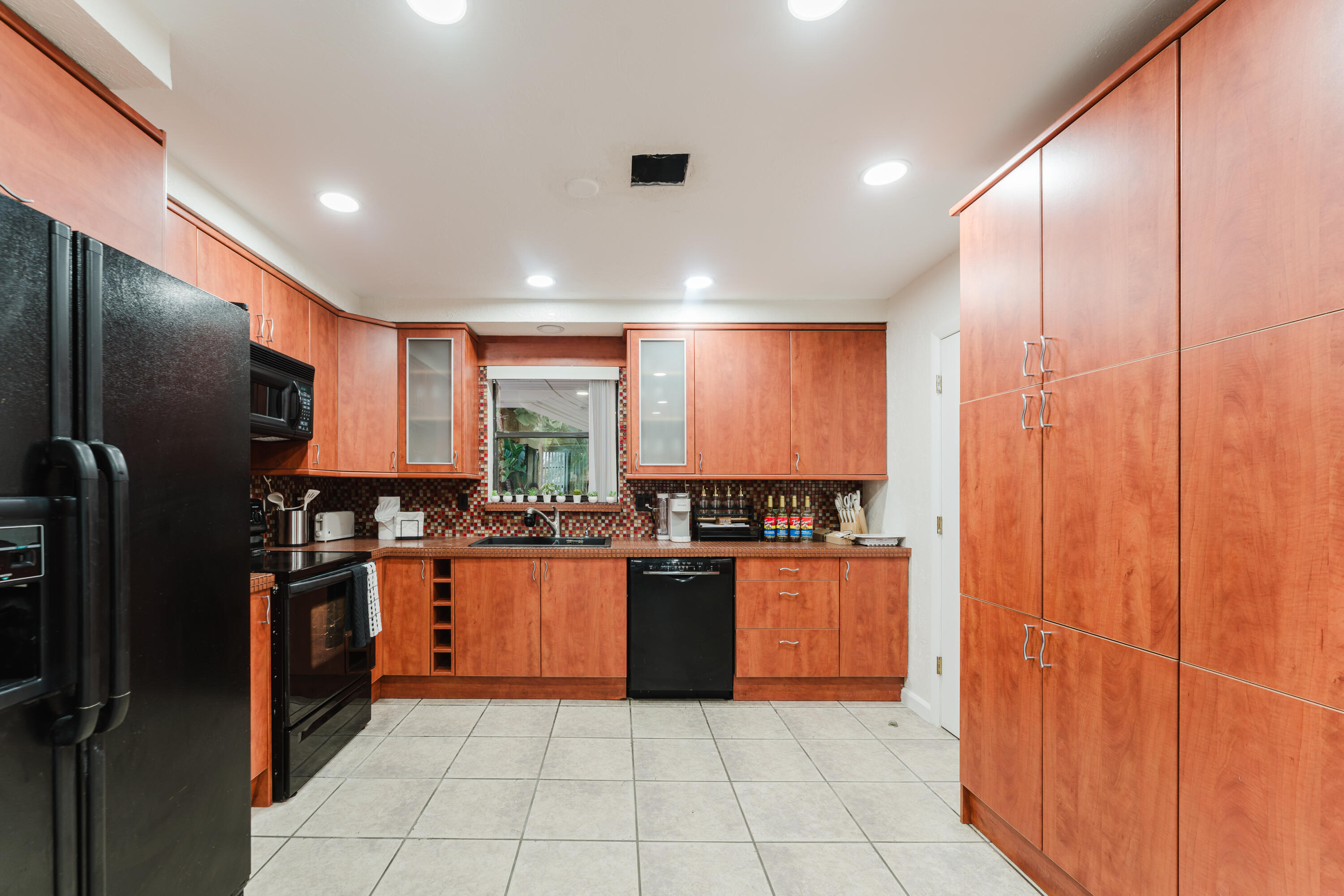 1016 NE 26th #1016, Pompano Beach FL 33062