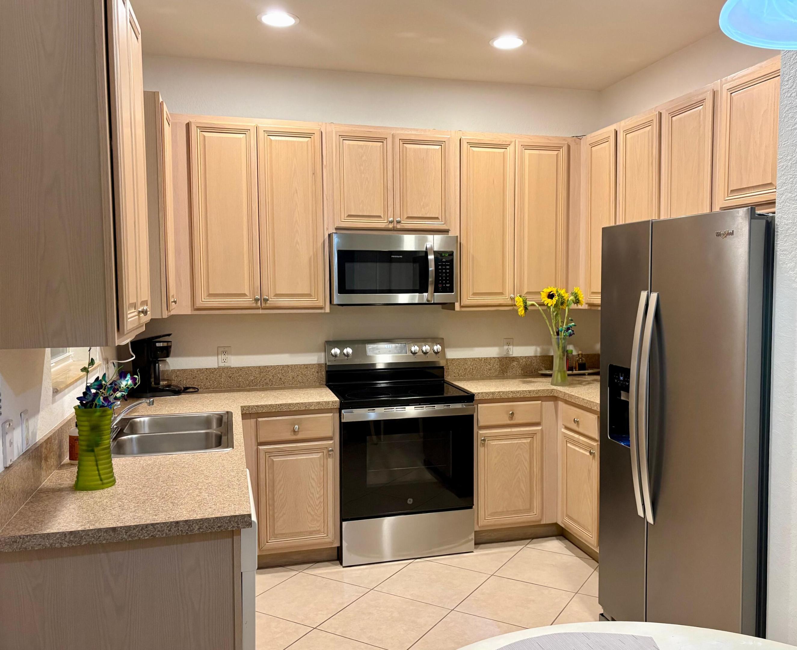 188 W Thatch Palm, Jupiter FL 33458