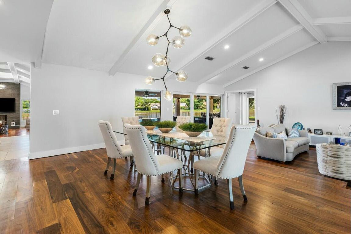 7619 Marbella, Boca Raton FL 33433