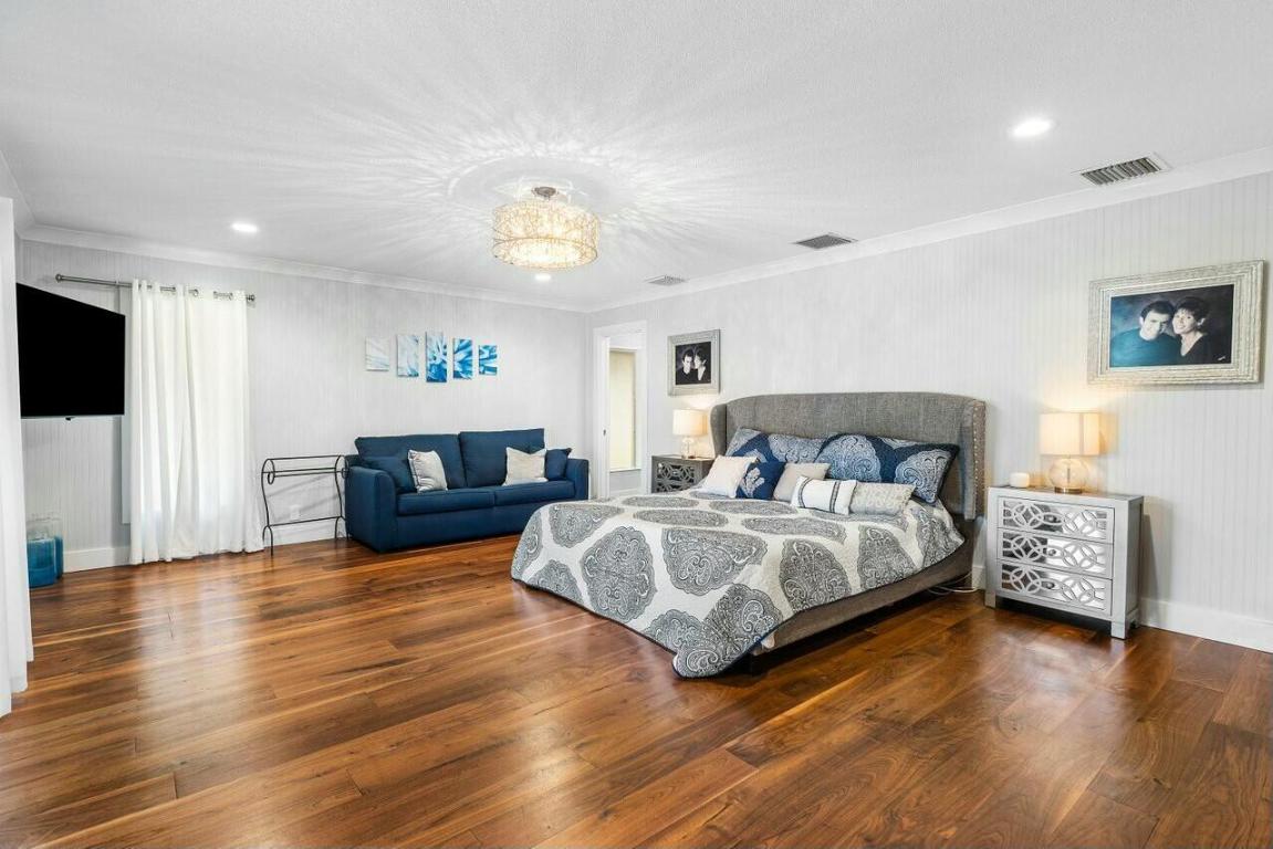 7619 Marbella, Boca Raton FL 33433