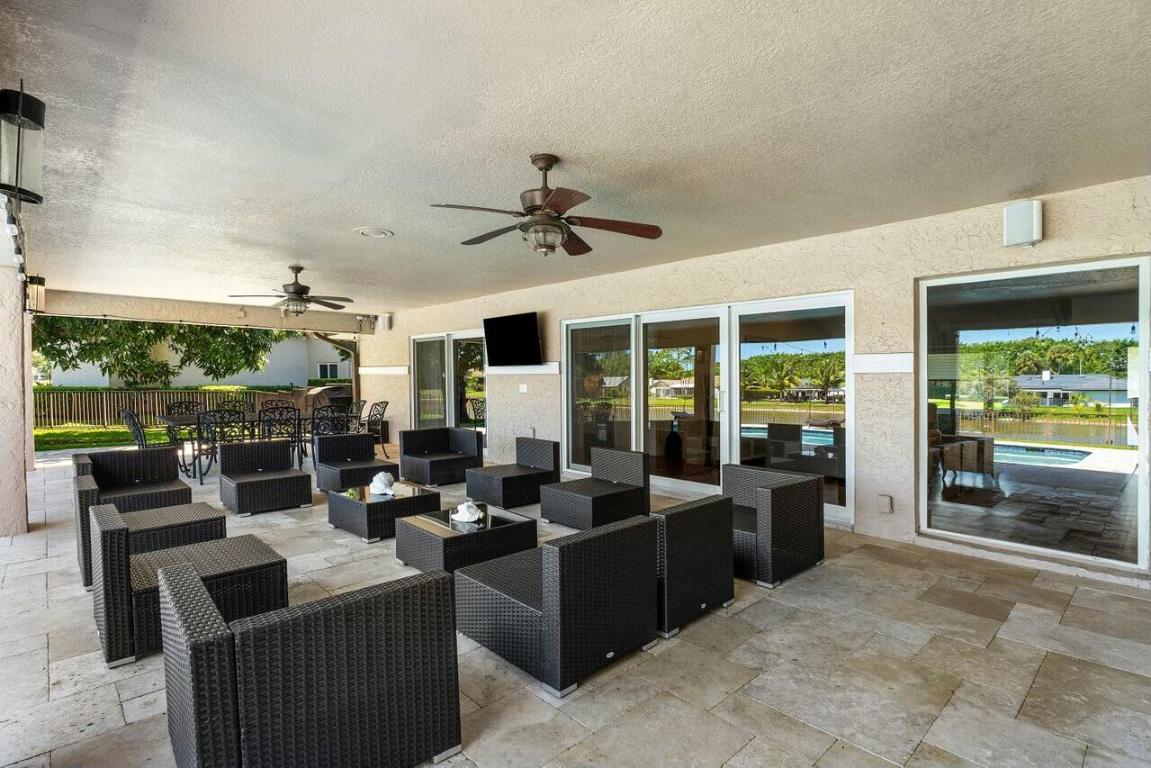7619 Marbella, Boca Raton FL 33433