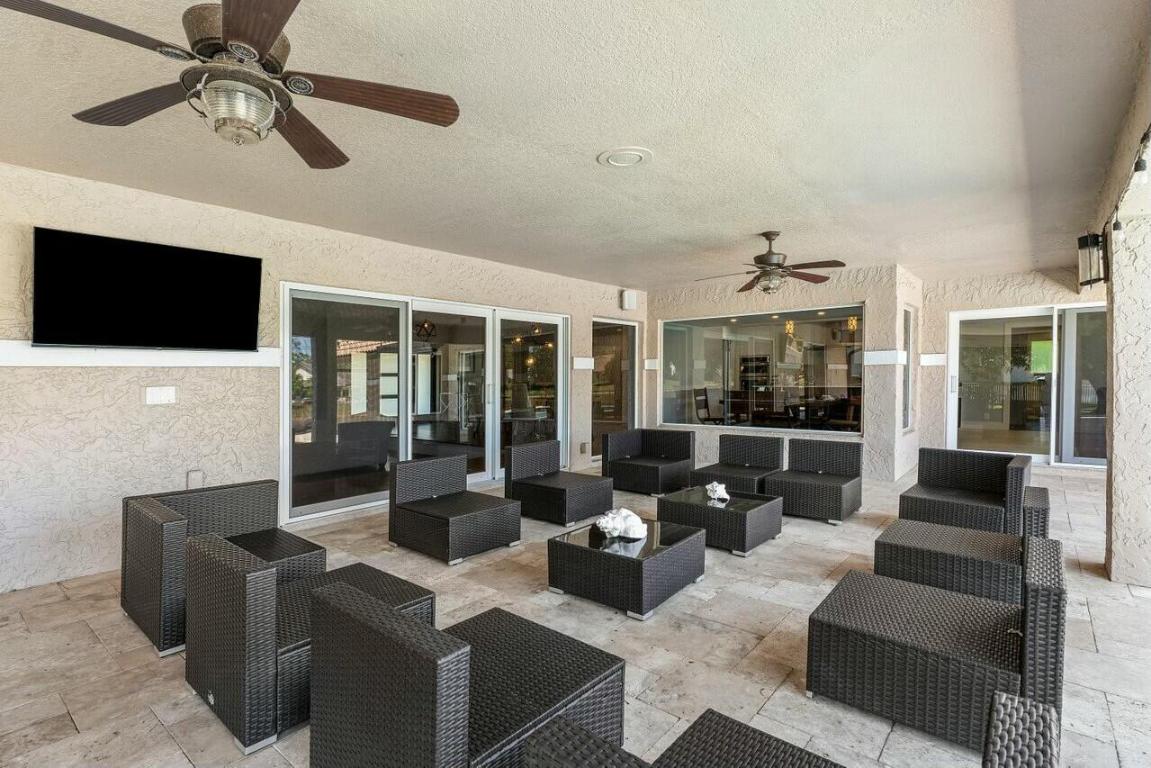 7619 Marbella, Boca Raton FL 33433