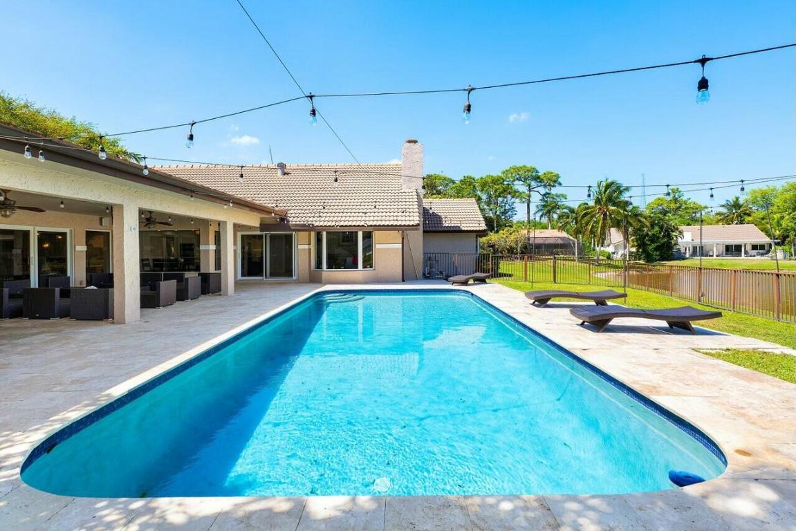 7619 Marbella, Boca Raton FL 33433