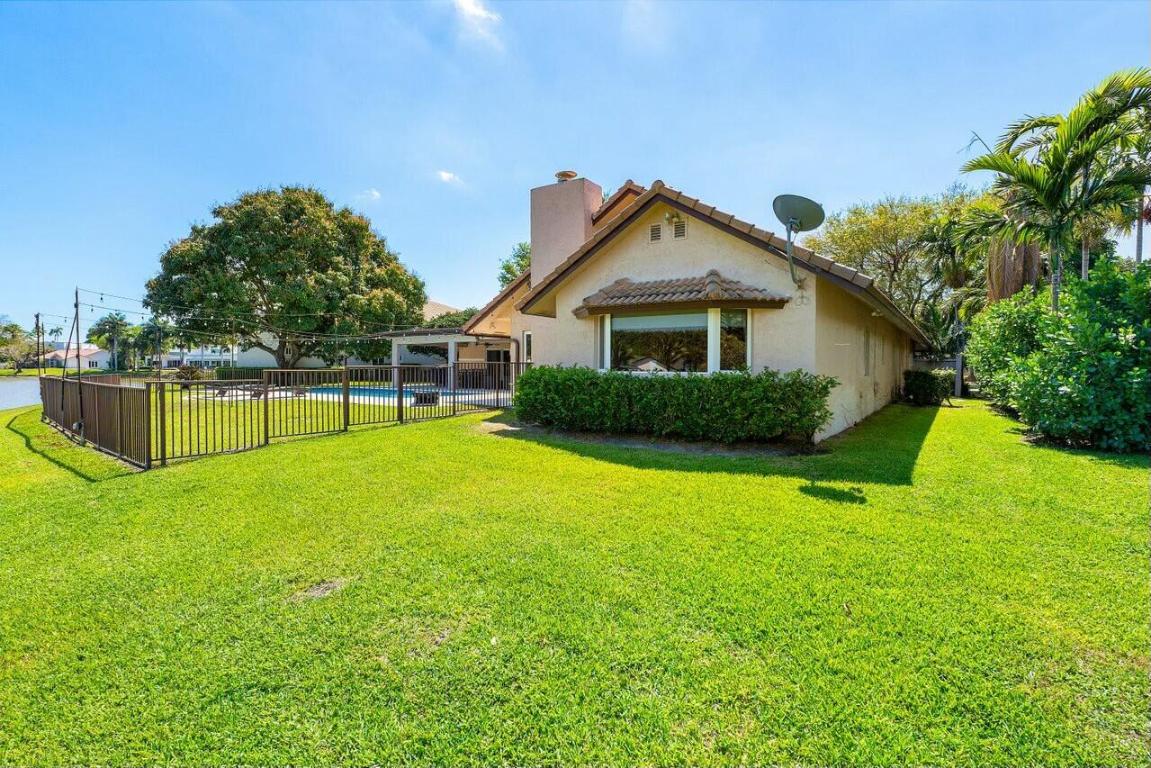 7619 Marbella, Boca Raton FL 33433