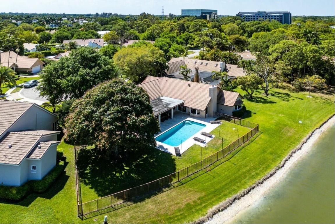 7619 Marbella, Boca Raton FL 33433