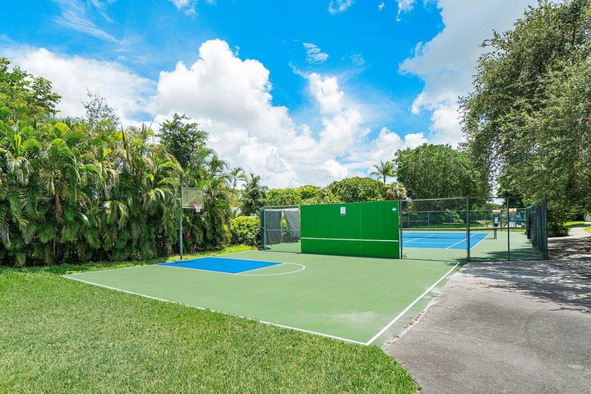 7619 Marbella, Boca Raton FL 33433