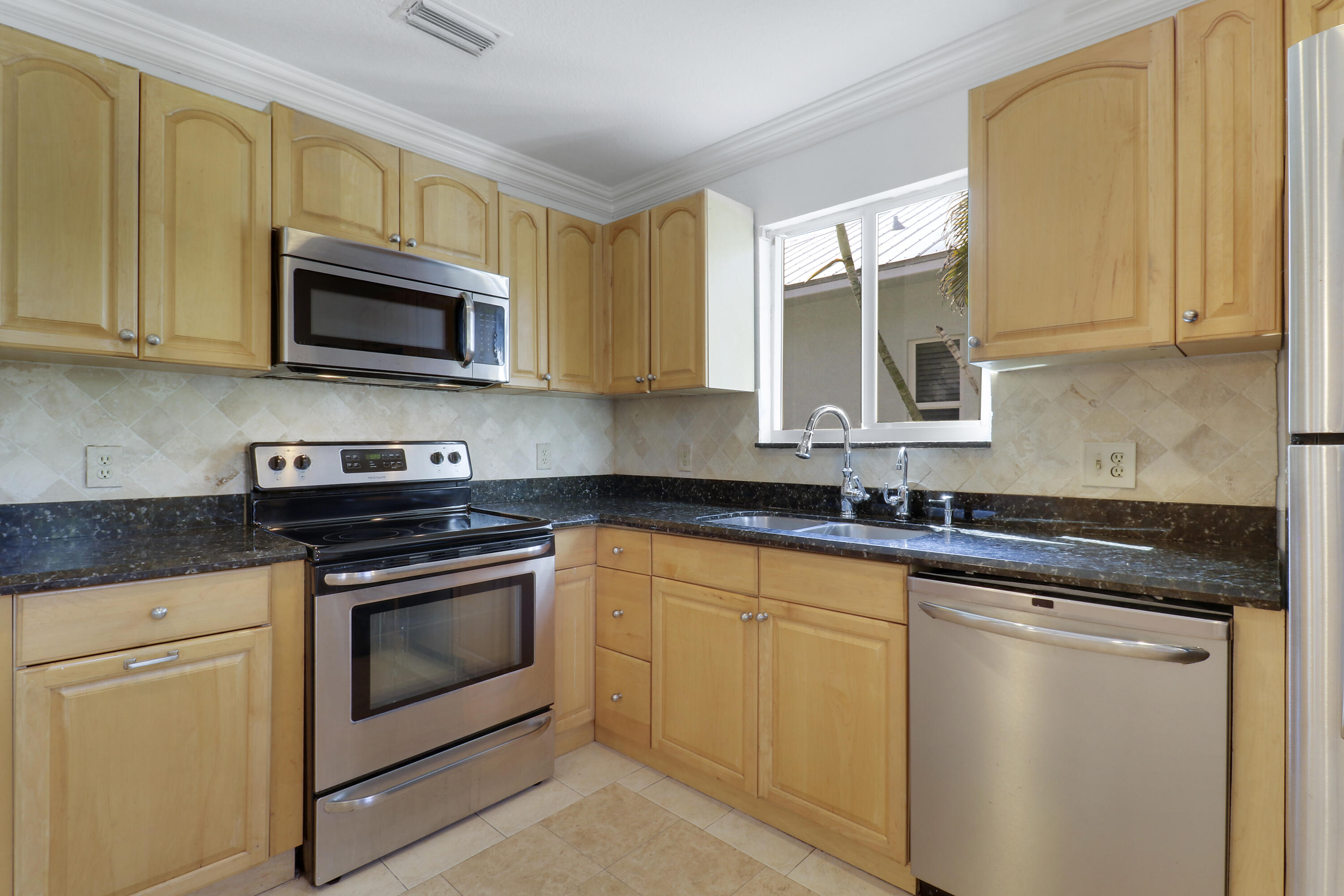 6259 Garrett, Jupiter FL 33458