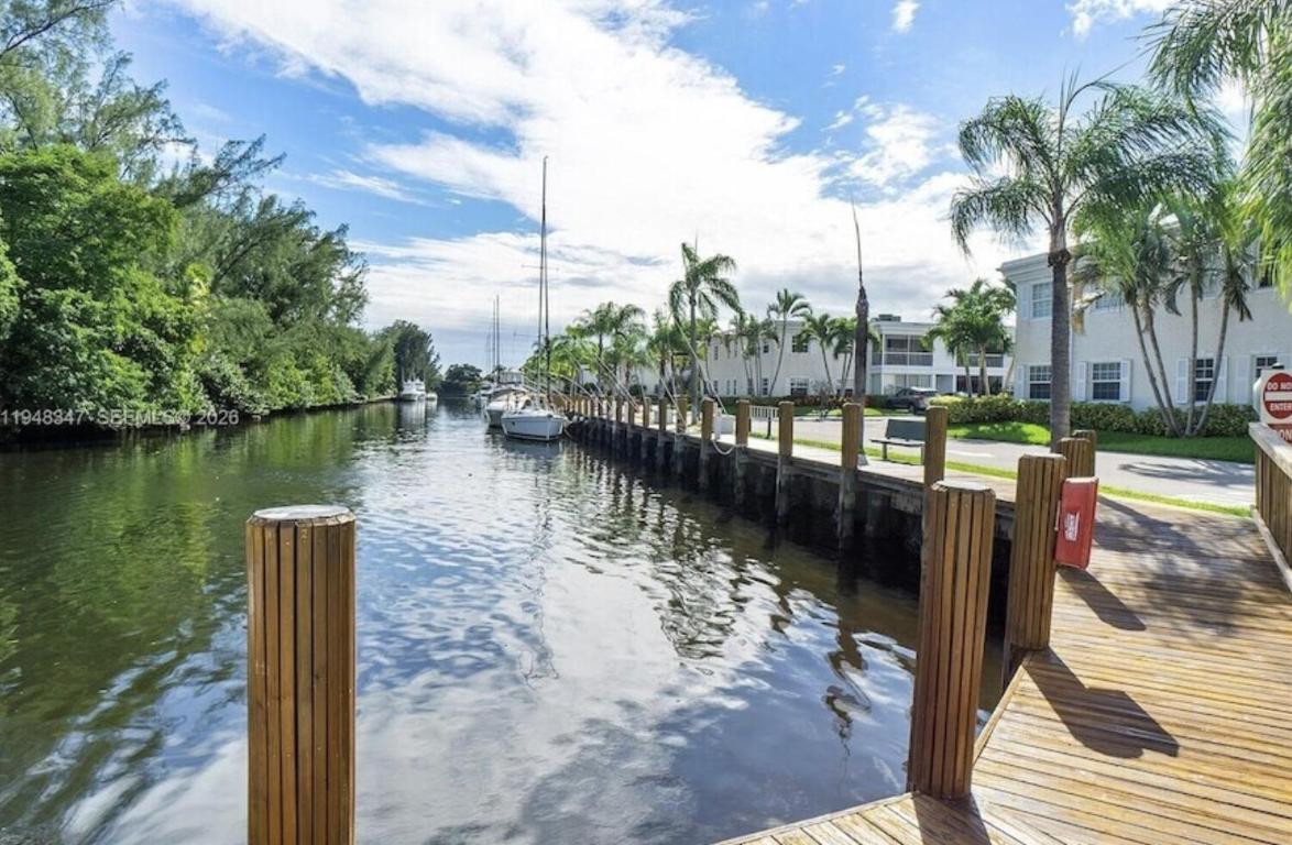 6381 Bay Club ##3, Fort Lauderdale FL 33308