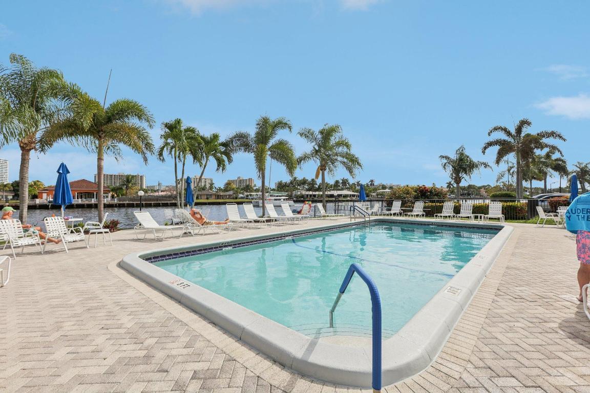 6381 Bay Club ##3, Fort Lauderdale FL 33308