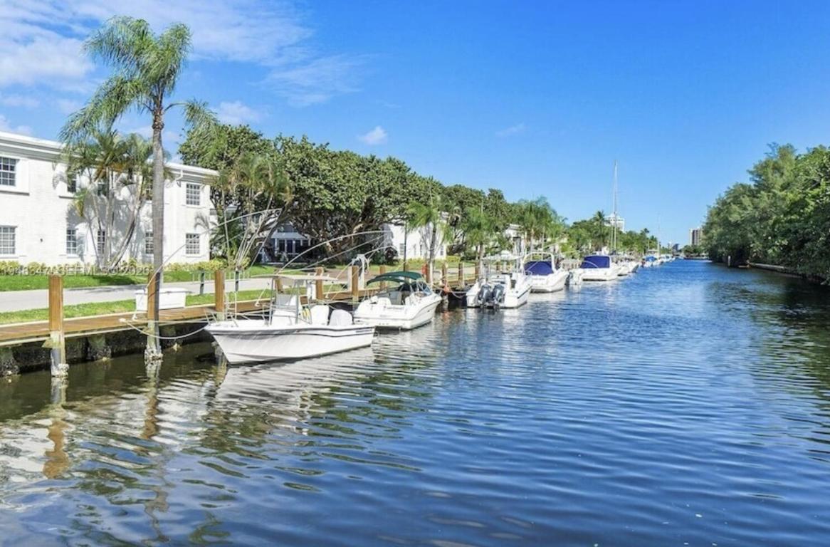 6381 Bay Club ##3, Fort Lauderdale FL 33308
