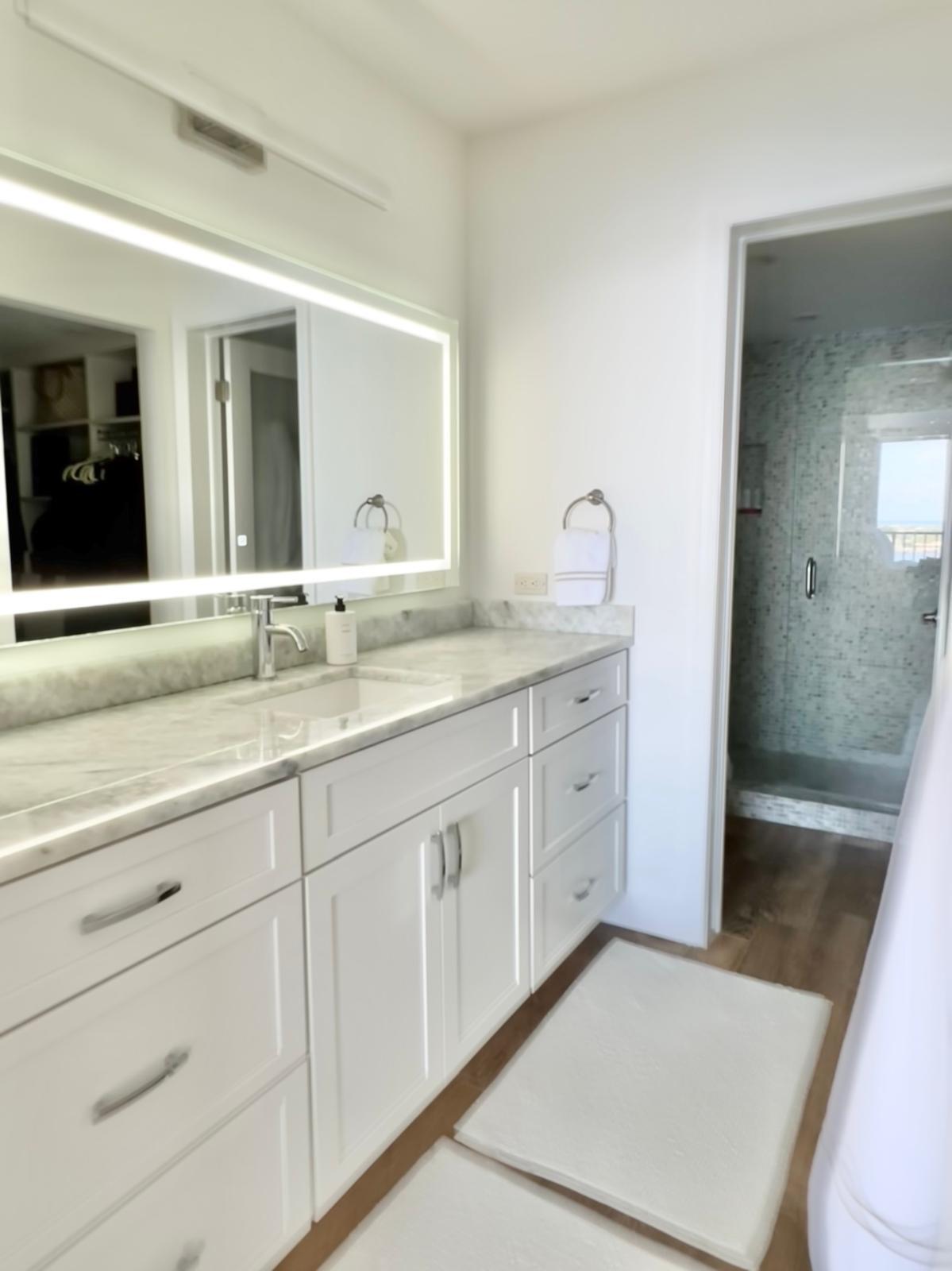 132 Lakeshore #1118, North Palm Beach FL 33408