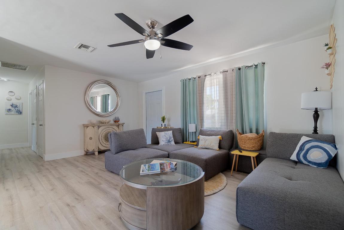 1416 W Hardee, Lantana FL 33462