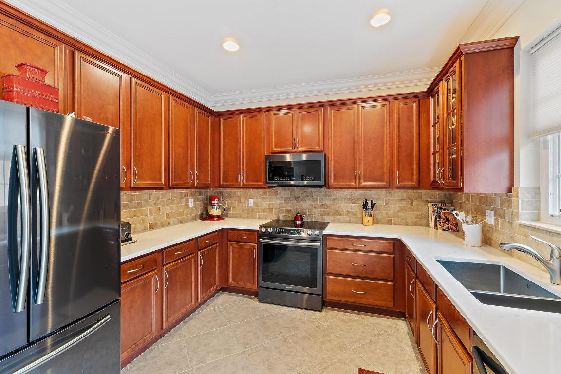 113 Glencullen, Jupiter FL 33458