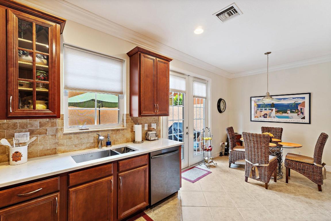 113 Glencullen, Jupiter FL 33458