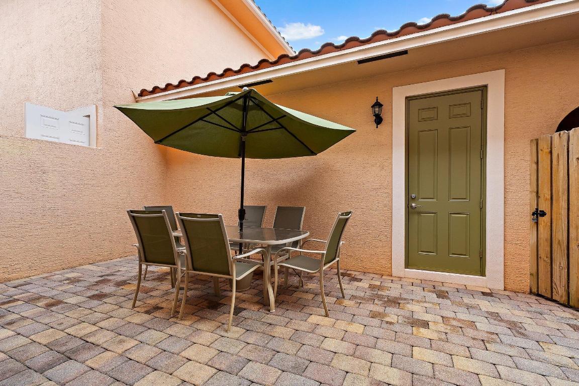 113 Glencullen, Jupiter FL 33458