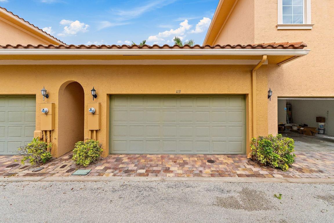 113 Glencullen, Jupiter FL 33458