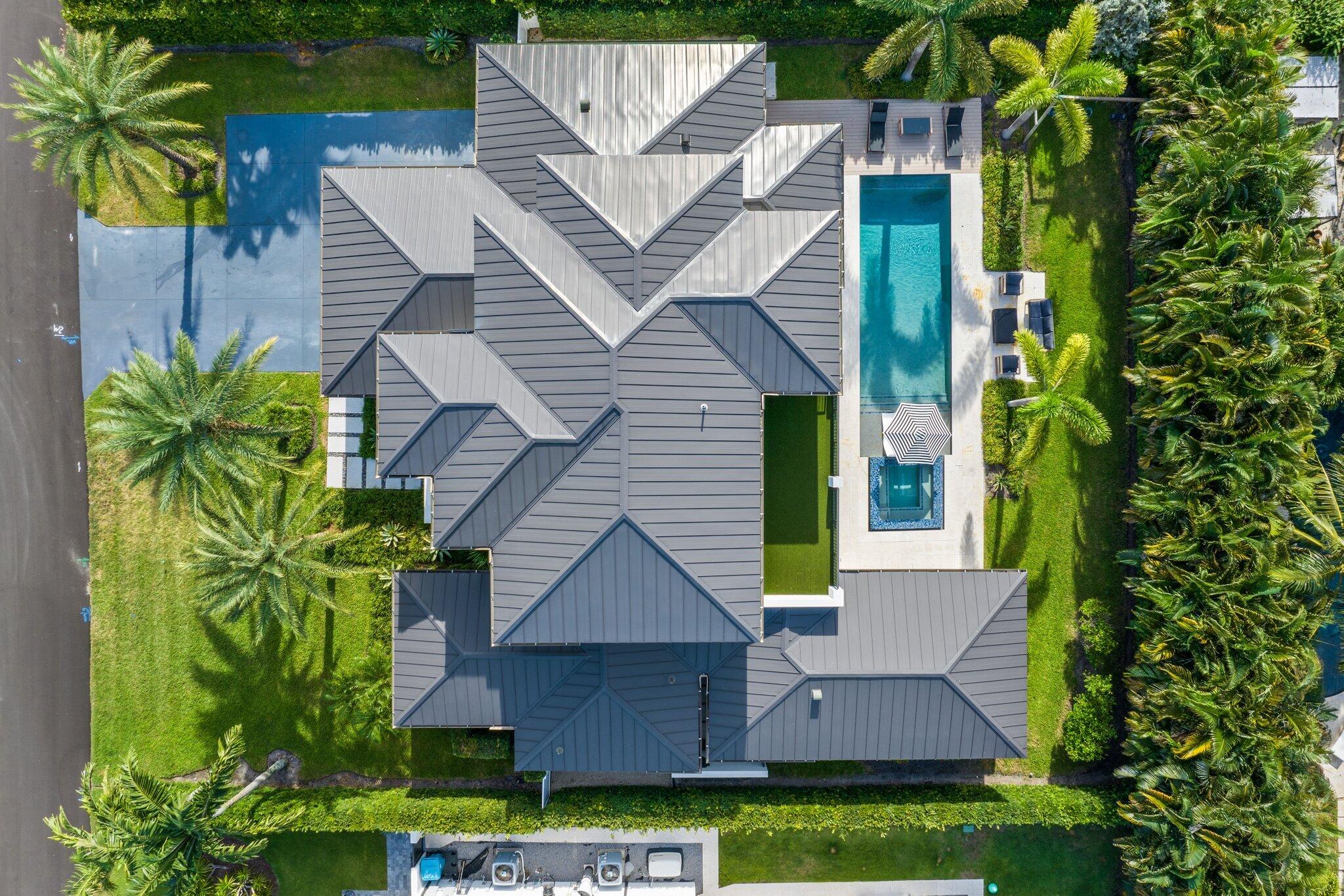 525 Whispering Pines, Boynton Beach FL 33435