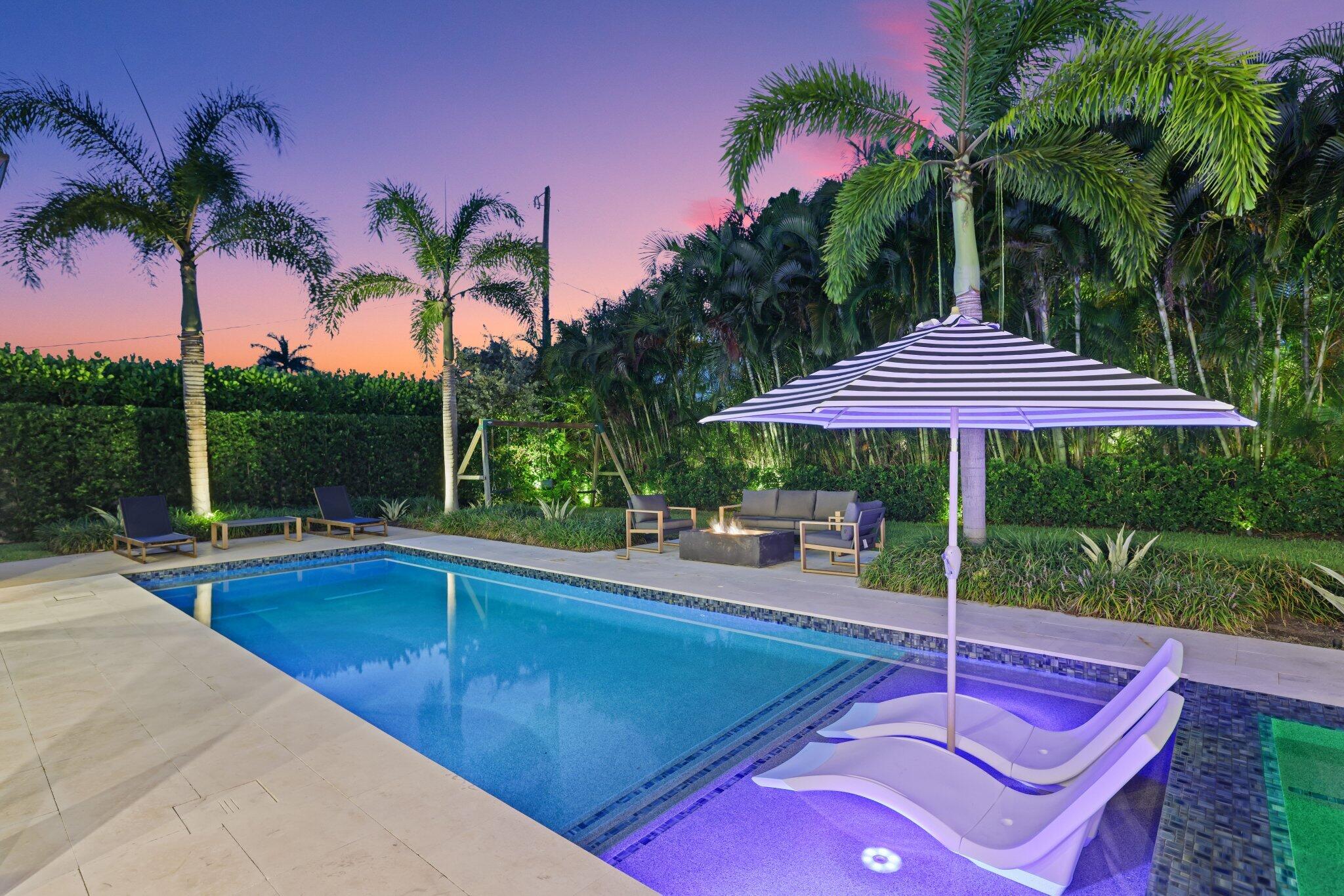 525 Whispering Pines, Boynton Beach FL 33435