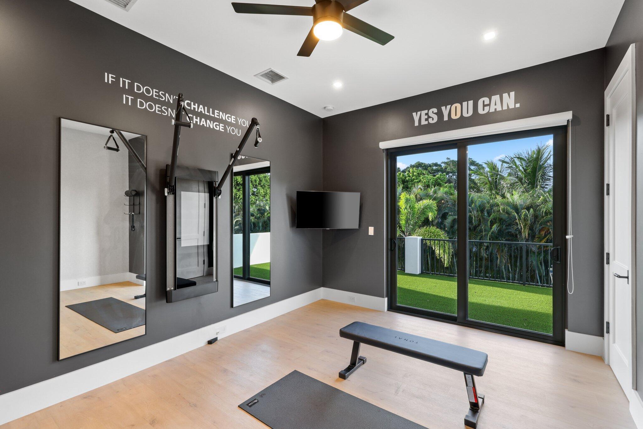 525 Whispering Pines, Boynton Beach FL 33435